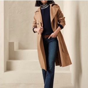 Banana Republic Urban Bootcut Jeans in Dark Wash Size 10